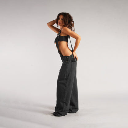 This Y2K Zipper Denim Overall is a popular item on many shopping platforms, characterized by its loose, wide-leg fit, zipper details, and streetwear style